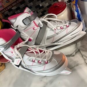 Kids Adjustable Ice Skates in White and Pink
